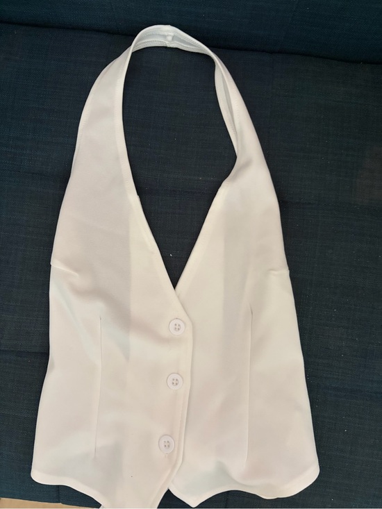 SHEIN Tops - White Halter Vest Top